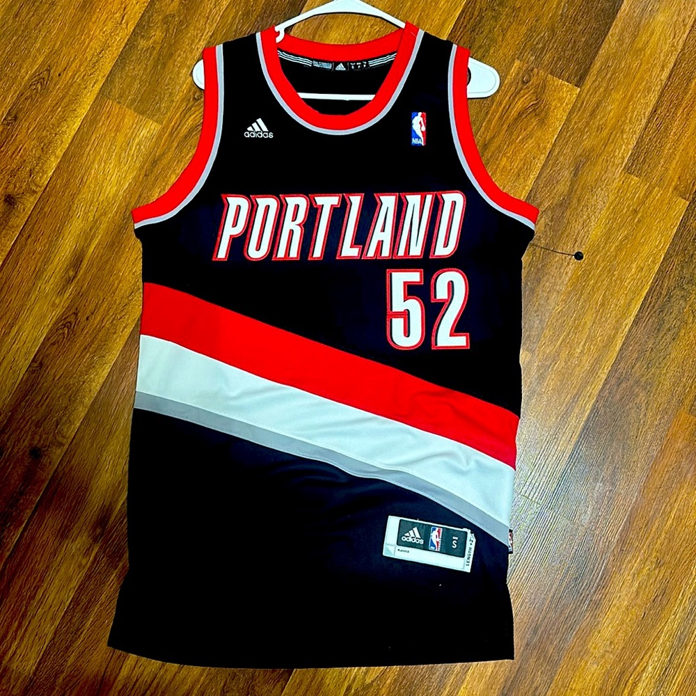 Greg Oden jersey adidas brand